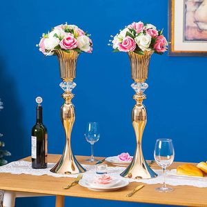 Vaser metall trumpet stil blomma vas elegant bröllop fest bord mittpieces dekorativa evenemang rack väg stativ