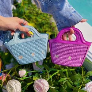 Lüks marn dokuma Saman Rafya Çantaları Kadın erkek Tasarımcı Omuz Plaj tropikal mikro çanta Crossbody mini tote tatil bagaj kovası çanta debriyaj alışveriş çantası