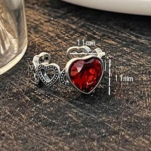 Klaster Pierścienie Eleganckie rubinowocze czerwono miłosne serce dla kobiet Regulowany pierścień Vintage srebrny kolor mody biżuterii