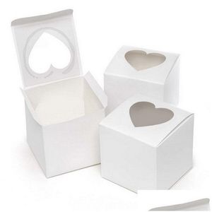 Förpackningsboxar PVC Window Cupcake Box 7.5x7.5x7.5cm Vit glansig hjärtformad kakgåva favör för alla hjärtans dag bröllop droppleverans dhkjm