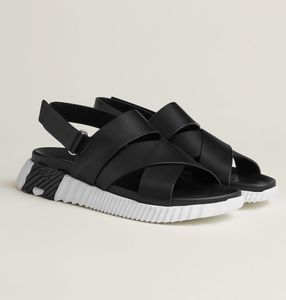 Itália design verão sandálias elétricas sapatos masculinos sola leve pele de bezerro branco preto menino praia slide apartamentos conforto casual andando EU38-46
