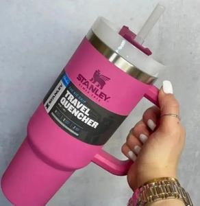 Met logo roze stanley cups 40oz mok tuimelaar met handvat geïsoleerde tuimelaars deksels stro roestvrijstalen koffie termoS cup klaar om binnen 24 uur gj0529 te verzenden