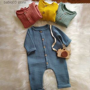 Rompers новорожденная детская одежда осень с длинным рукавом органический хлопковой муслин детские ромперы детские куки унисекс пуговицы для унисекса T230529