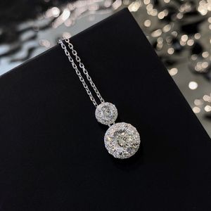 Dobrze sprzedaż oryginalne pojedyncze wysokiej jakości 925 srebrne srebrne fajerwerki okrągły wisiorek z pełnym diamentowym naszyjnikiem dla kobiet biżuteria ślubna Prezent Bezpłatny statek