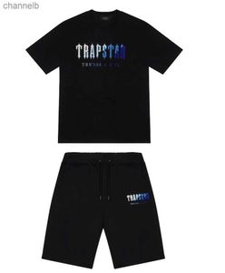 Męskie koszulki męskie Trapstar T Shirt z krótkim rękawem strój Chenille Tracksuit Czarna bawełna Londyn Motion Streetwear Current 20ESS L230518