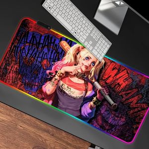 Pads Suicide Joker Squad RGB Mouse Pad är lämplig för bärbar dator Alfombrilla Escritorio Ergonomic Large Game Personalisering Steelseries