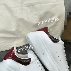 Mode kvinnor män kvalitet casual skor designer läder lace-up sneaker springa tränare bokstäver platt tryckt sneakers2023