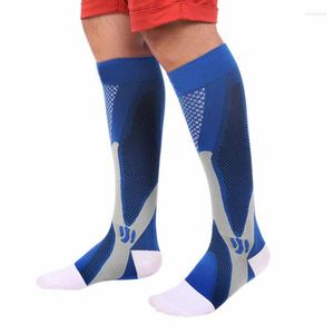 Spor çorap erkek sıkıştırma çorapları golf spor hemşireliği ragbi koşusu için varisli damarları önlemek