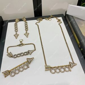 Fashion Arrow Alphabet necklace women's Diamond Vintage Brass Material bracelet Earrings Brooch Jewelry Set for women party lovers gift high quality with box