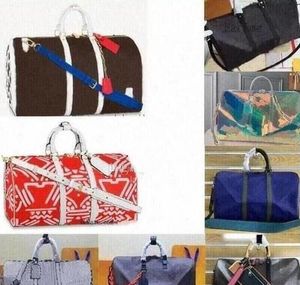Modne torby na jamie zewnętrzne torebki o dużej pojemności torebki podróżne klasyczny projekt nadruku 55 cm dla mężczyzn i kobiet torebka torebki