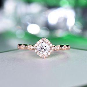 Cluster Rings 14K Soild Rose Gold 0.50 Cushion Cut WhiteD Moissanite Gifts For Girlfriend Engagement Weeding Band Diamond Ring