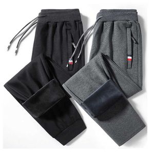 Men's Pants Winter warm cotton fitness sportswear bottom tight sports men's jogging pants M-8XL P230529