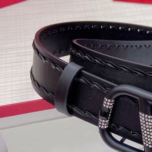 Valentlno Belt Designer Womens Mens Vintage Luxury Width 40mm Man Belt Belt Designer Bealders الرسميات الرسمية