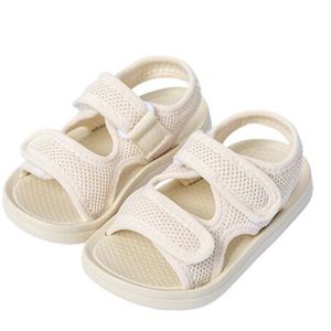 Barnsandaler sommar nya pojkar strandskor mjuka ensamma anti slip girls 'baby mesh småbarn sneakers sko