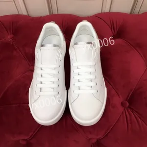 2023New Designer Men Men Fashion Sneaker أحذية غير رسمية مدربين أحذية من الجلد للتغيير في الأحذية الرياضية في الهواء الطلق