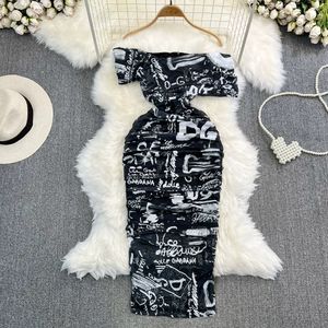Fashionable and Sexy Women's Style Off Shoulder Off Shoulder Waist Elastic Slim Letter Printing Mesh Wrap Hip Dress