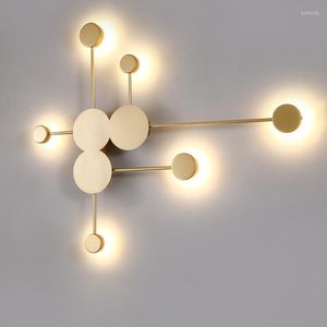 Wandlampen Nordic Creative Light Moderne LED-Wohnzimmerlampe Gangbeleuchtungskörper Schwarz / Gold Runde Eisenleuchte