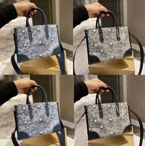 Tasarımcı Tote Çanta Kadın Çanta Omuz Torbası Mini Deri Tuval Crossbody Alışveriş Moda Kılıf Çantaları Siyah Büyük Çantalar Hediye Destek Toptan