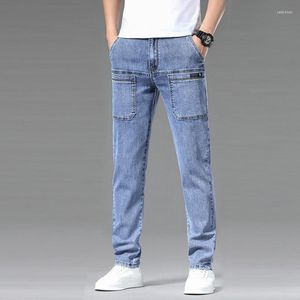 Design dżinsów męskich 6 kieszeni moda prosta, szczupła dopasowana dżins