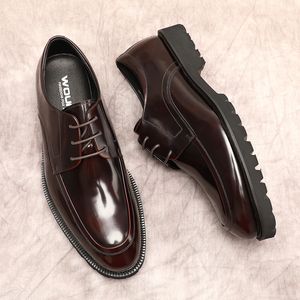 Sapatos italianos oxford para homens genuínos de couro confortável tênis de vestido homem preto renda marrom up homens de casamento sapatos de negócios formais