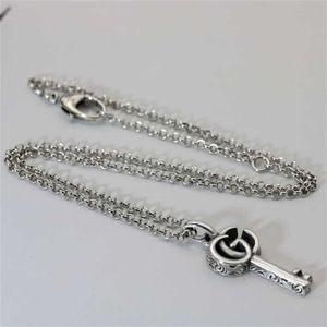 Designer smycken armband halsband ring trendig nuvarande vinranknyckel hänge fasta män kvinnor