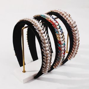 Clipes de cabelo de cristal artesanal strass strass na cabeça da cabeça elegante pérolas brancas faixas de cabelo para mulheres diamantes -toca -títulos Acessórios para festas de casamento