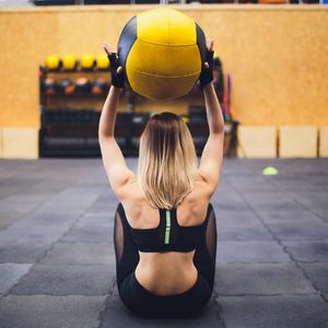 Фитнес -шарики CrossFit Medicine Ball Home Fitness Wall Ball Упражнения в тяжелую атлетику 35 см пусто 230530