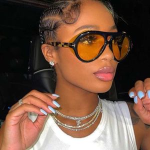 Sunglasses New Luxury Brand Punk Sunglasses For Women Vintage Thick Sun Glasses Men Retro Round Black Yellow Gradient Eyewear Female Shade L230523