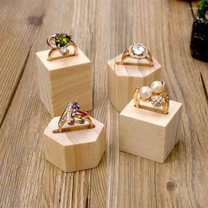 Bolsas de jóias 2pcs Showcase do anel de dedo de dedo de madeira Stand Shopcase para anéis de contas Organizador 264E
