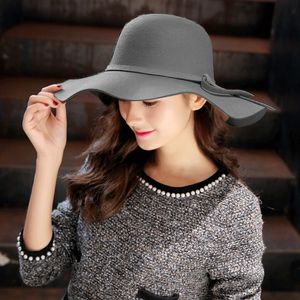 女性のためのワイドブリムハットバケツバケツ帽子冬の帽子
