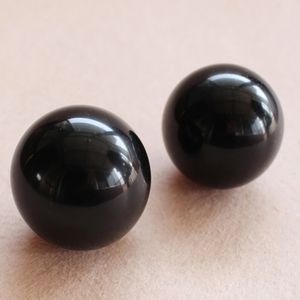 Fitness Balls Natural 2sts kinesiska avkopplande bollar Baoding Balls Fitness Stone Asian Meditation Balls Finger Rocks 230530