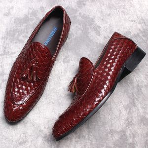 Autumn oryginalne skórzane ręcznie robione czarne burgundowe mokasyny męskie z butami butów man man buts