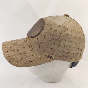 Kreatywny projektant Fit Baseball Hats for Women Massasle Caps Bee Multi styl jako prezent dla miłośników Cappello Canvas Summer Sun Hat Designer Regulowany MZ05 B23