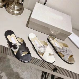 Designer Slippers Luxury brand Sandals Women's beach outdoor shopping fashion slippers Crystal buckle sparkling design party casual shoes Flat slippers