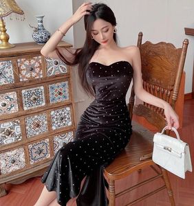 Casual Dresses 2023 Ladies Tube Top Dress Kirt Temperament Pendlar Velvet Sparkling Diamond Medium Split