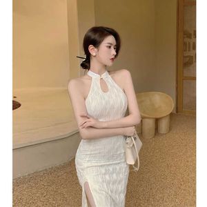 Halter Qipao Kleid Weibliche Sommer Chinesischen Stil OL Nische Split Abendkleid Elegante Verbesserte Cheongsam Mode Party Kleid