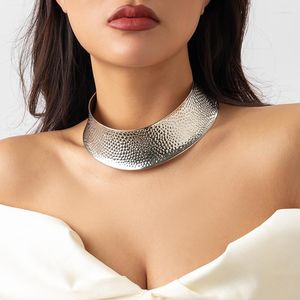 Hänge halsband uttalande choker halsband för kvinnor 2023 trendiga modesmycken halsgräs prydnadstillbehör