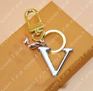 Designer Flower Keychains Luxury Brand Lanyards Fashion Womans Bag Charm Men Car Keychain Classic Letter Keyring Portable Key Chain