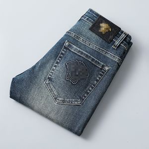 Jeans designer maschile sciolti pantaloni jean business casual long medusa placcati oro uomo pantaloni per uomini larghi per uomini