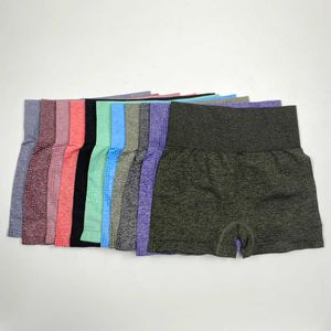 女性のズボンカプリ2022 Vital Seamless High Waist Sport Shorts Women High Rise Fitness Roning Tummy Control Workout Gym Shorts J230529