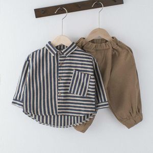 Conjuntos de roupas infantis se adequam à primavera O outono de algodão, roupas de menino listrado infantil garotos camisa tops calças de tornozelo 2pcs