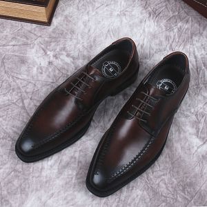 Siyah kahverengi erkek elbise ayakkabıları gerçek deri bağcıklı nokta ayak parmağı oxford ofis iş düğün resmi takım elbise erkekler için
