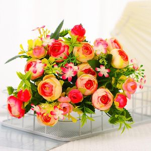 Flores decorativas 10 cabeças de seda Bouquet de rosa de seda Decor de mesa de casamento Decoração de recortes caseiros de plantas falsas do dia dos namorados