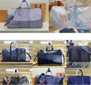 Duffel Mens Pu Leather Designer Bag Travel Clutch On Bagage Bag Men Basketball Totes 55 50 PVC Clear Handbag Duffle Väskor