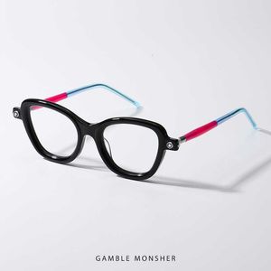 Designer Kuboraum cool Super hochwertige Luxus-KUBORAUM gleiche Cat-Eye-Plattenrahmen unregelmäßige Federspiegel Beinfarbe Wanbaolong Myopie Anti-Blaulicht-Brille