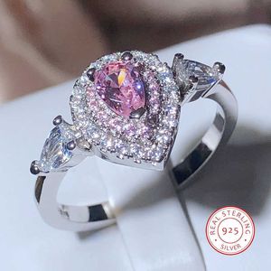 バンドリング新しいファッションピンクCZウェディングリングzirconia with dropr mariage Bride Ring Party Engagement Jewelry Gift AA230530の女性のための結婚指輪