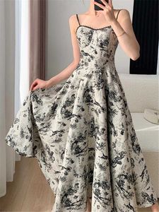 Midi klänning för kvinnor sommar elegant ärmlösa damer vintage smala midja spaghetti rem blommor a-line klänningar kvinnliga kläder