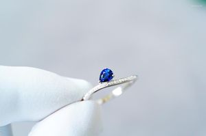 Klusterringar jhy solid 18k guld natur 0,4ct blå safir för kvinnor fina smycken presenterar sex-ordens förmaning