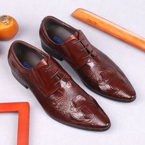 Crocodile Pattern Mens Business Genuine Leather Shoes Fashion Wedding oxfords Lace-up Pointed Toe Black Brogues Dress Shoes