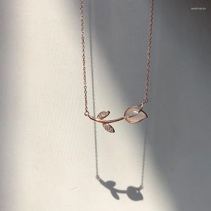 Подвесные ожерелья очарование опал розовая цветочный ожерелье романтическое женское короткое цепное кофе